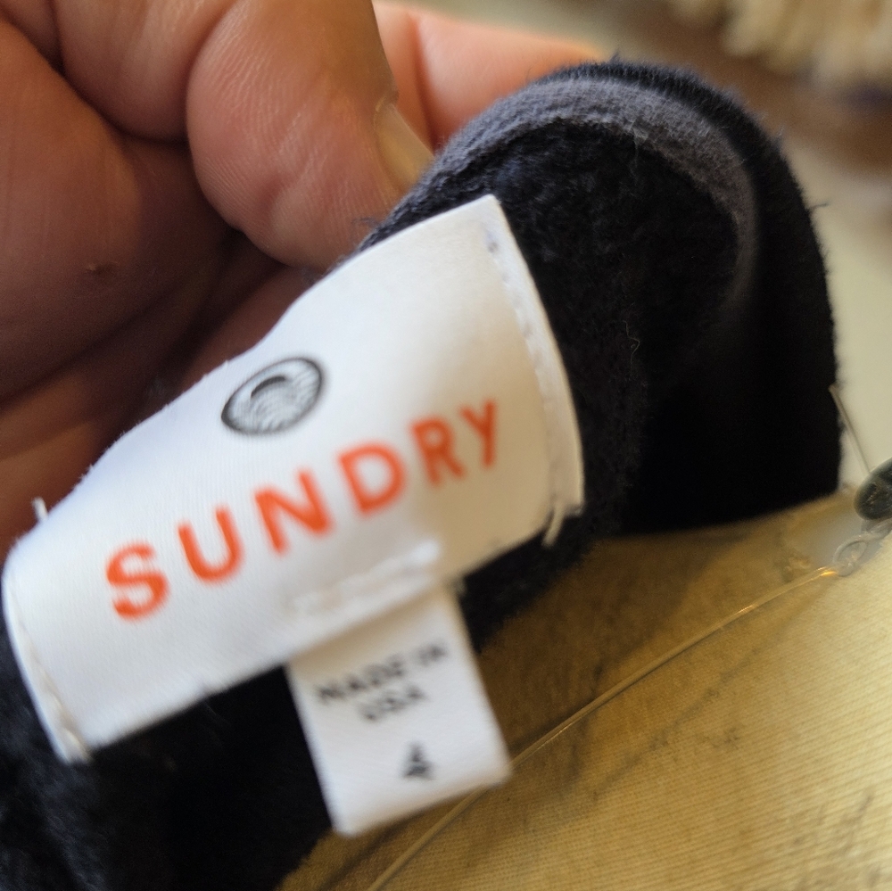 SUNDRY Mother Lover Friend Sweater Sz 4 - Picture 5 of 6